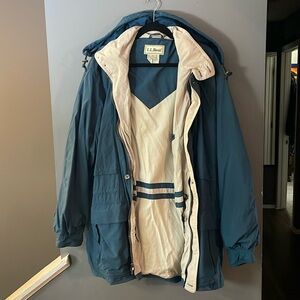 LL Bean vintage lighter weight hooded jacket